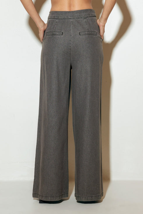weekend-wanderer-denim-pants Flying Tomato-Sophia's Style-6